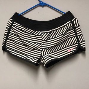 🔥REVERSIBLE NIKE SHORTS🔥